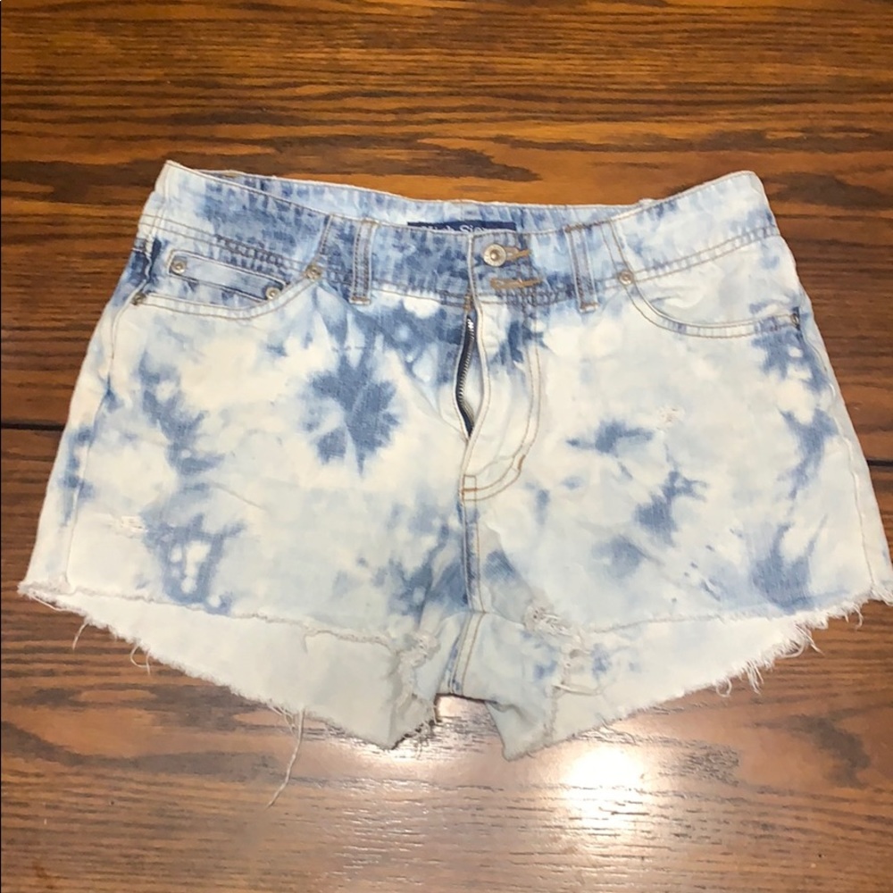 Juniors high Sierra shorts